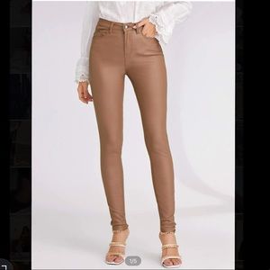 High wasted coated jeans